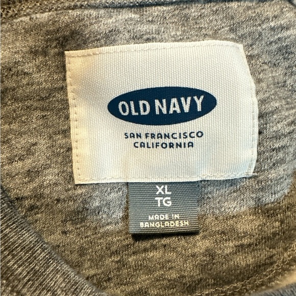 Old Navy Men's Heather Gray Crewneck Sweater - Picture 2 of 5